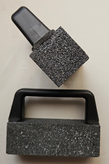 CARBORUNDUM RUBBING BLOCK WITH HANDLE