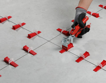 FLATOUT LEVELLING WEDGES AND SPACERS (TILE LEVELLING SYSTEM)